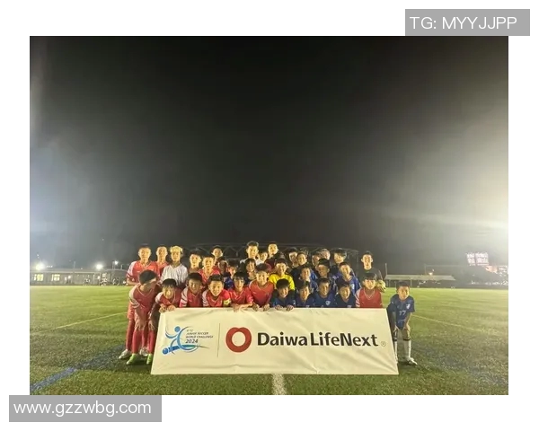 年轻小将足球明星崛起的背后故事与未来潜力分析