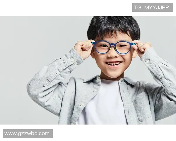 足球明星分享英语学习中的视力挑战与解决方案