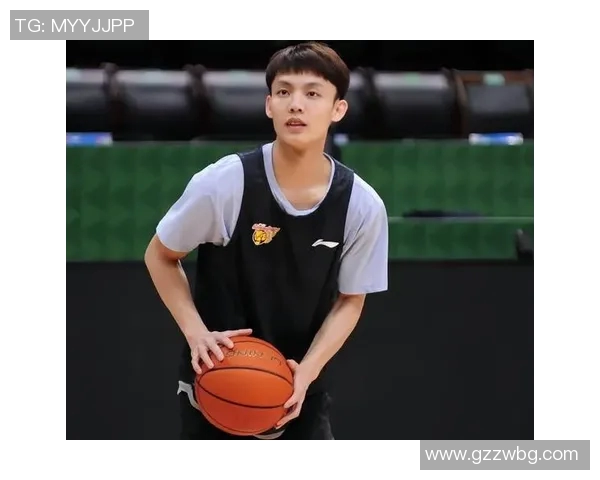 徐杰：从篮球新星到全能战士的成长之路与未来展望