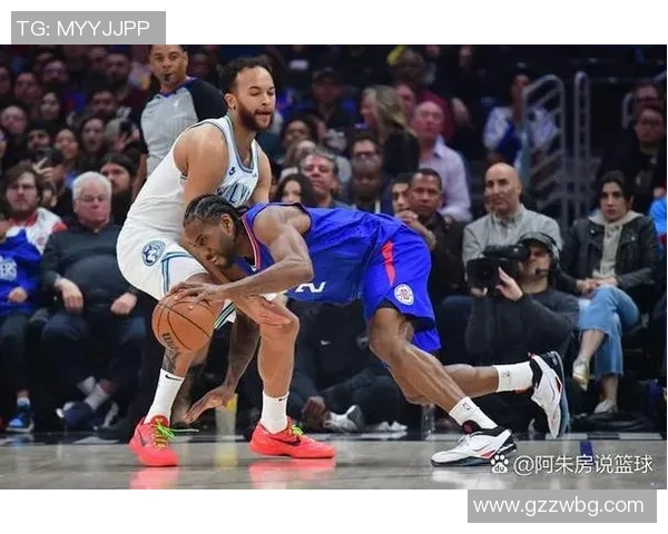 森林狼与爵士全场激战回顾精彩瞬间与关键时刻分析 森林狼与爵士全场激战回顾精彩瞬间与关键时刻分析